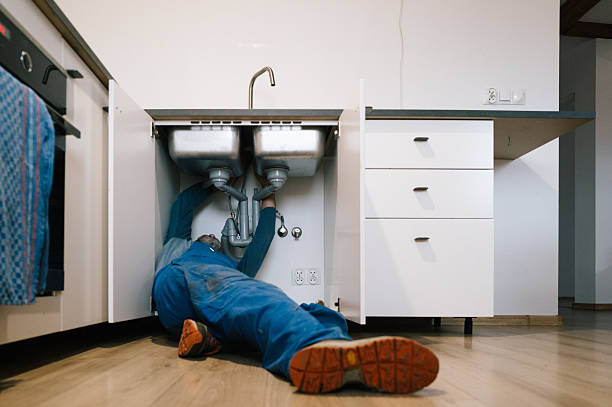 Professional Emergency Plumber technician working in Candler, NC